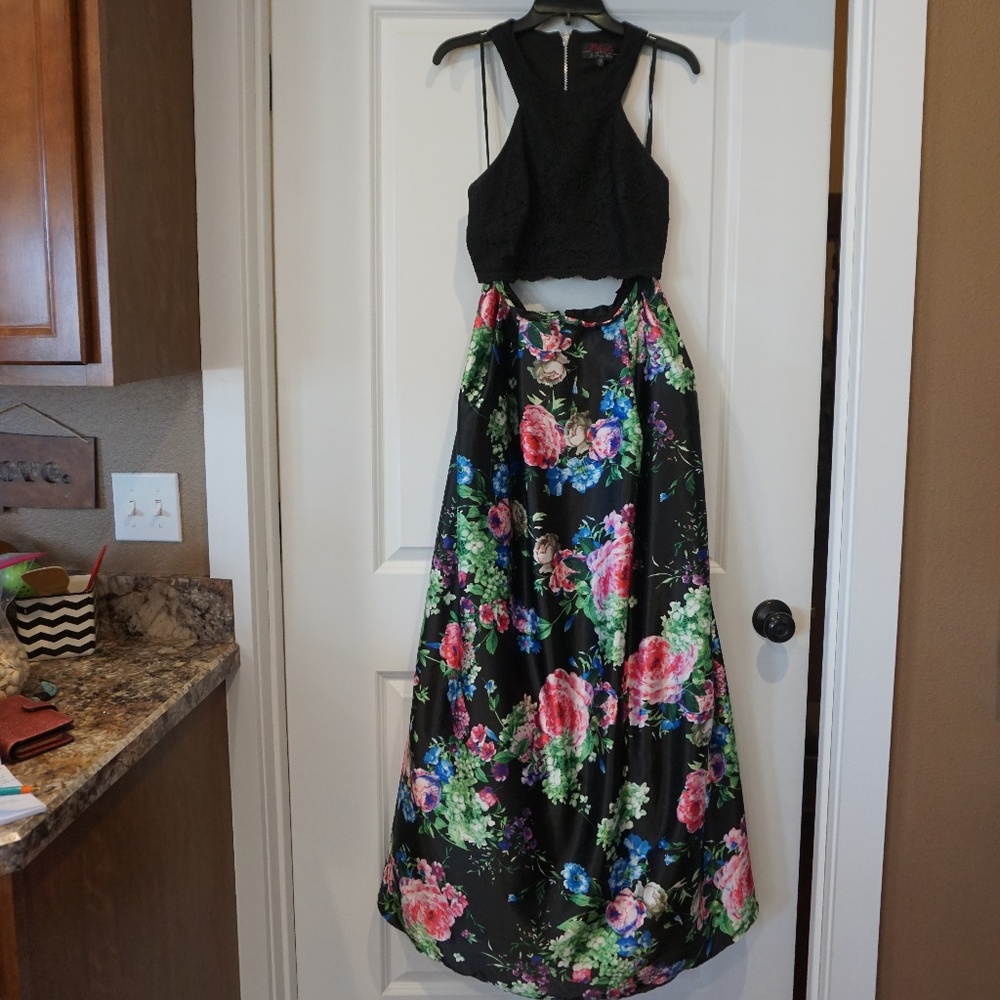 2 Piece Floral Prom Dress Size 11